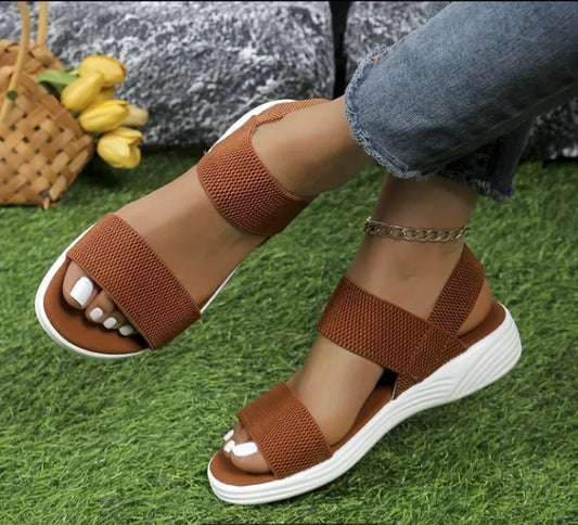 👡👑😍Sandalias en Tendencia, Precios que Enamoran 👡👑😍 Sobrias, elegantes y versátiles. ✨🕶️