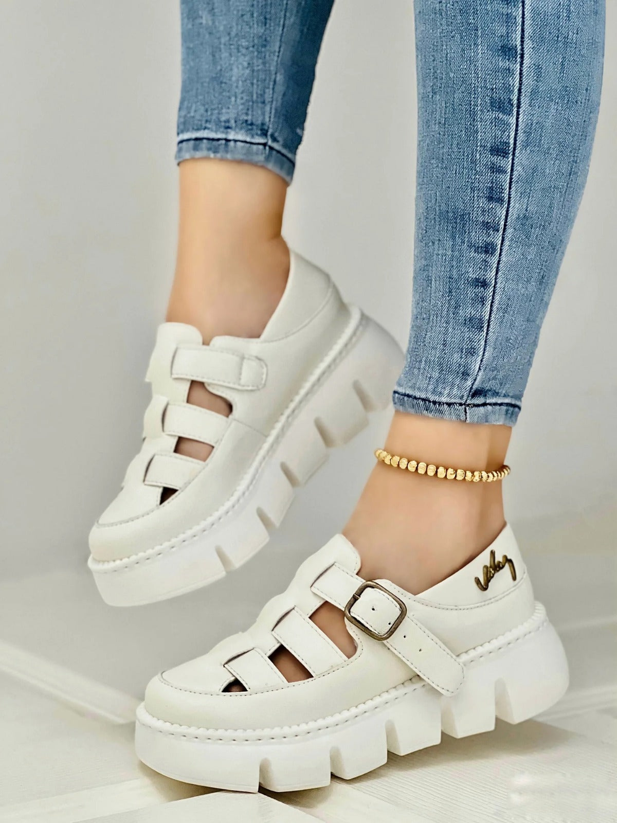 💖SANDALIAS PLATAFORMA EN CUERO🔥