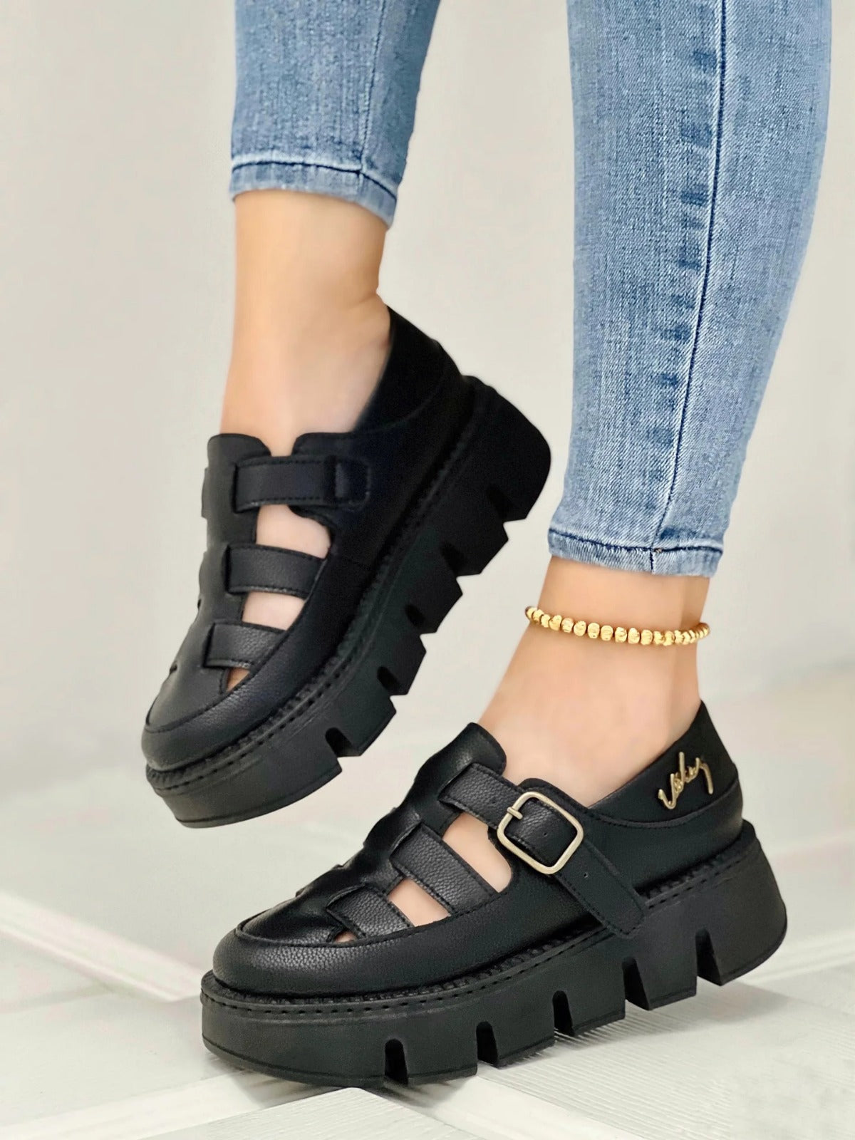 💖SANDALIAS PLATAFORMA EN CUERO🔥