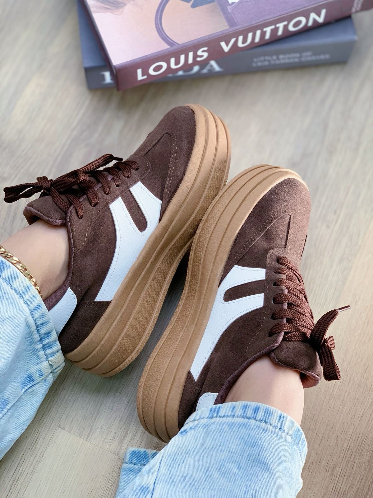 TENIS PLATAFORMA VINTORA👟MAS COMODIDAD, MAS ALTURA😍
