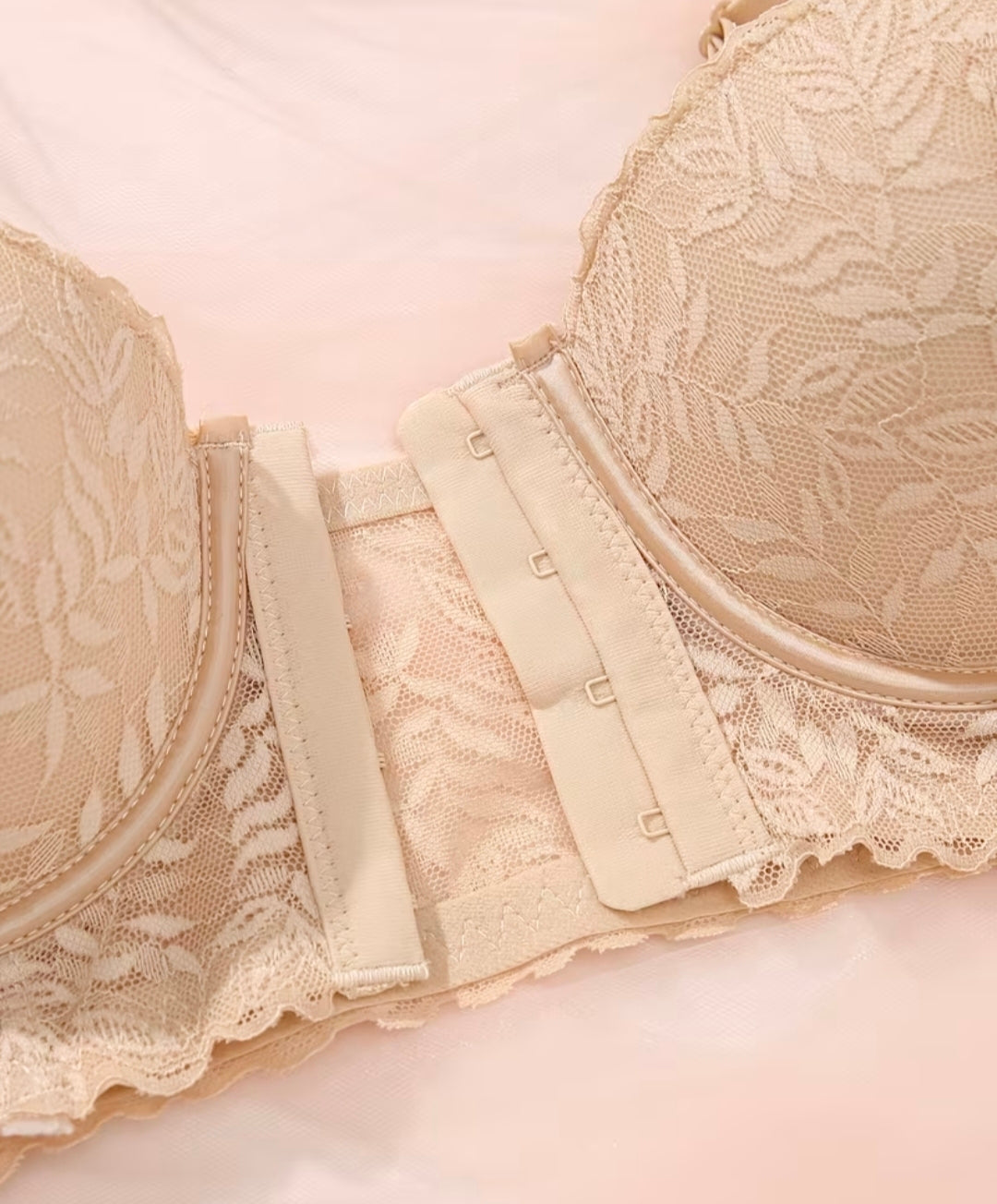 BRASIER ENCAJE ULTRA STRAPLESS